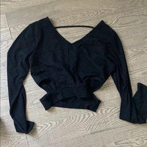 Cropped Black Long Sleeve